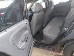 VOLKSWAGEN - GOL - 2010/2011 - Preta - R$ 27.900,00