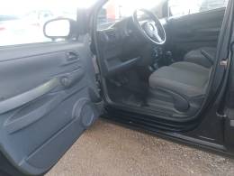 VOLKSWAGEN - FOX - 2008/2009 - Preta - R$ 24.500,00