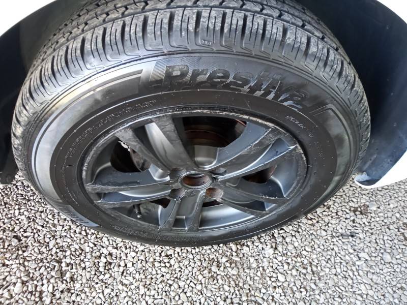 VOLKSWAGEN - GOL - 2010/2010 - Branca - R$ 24.900,00