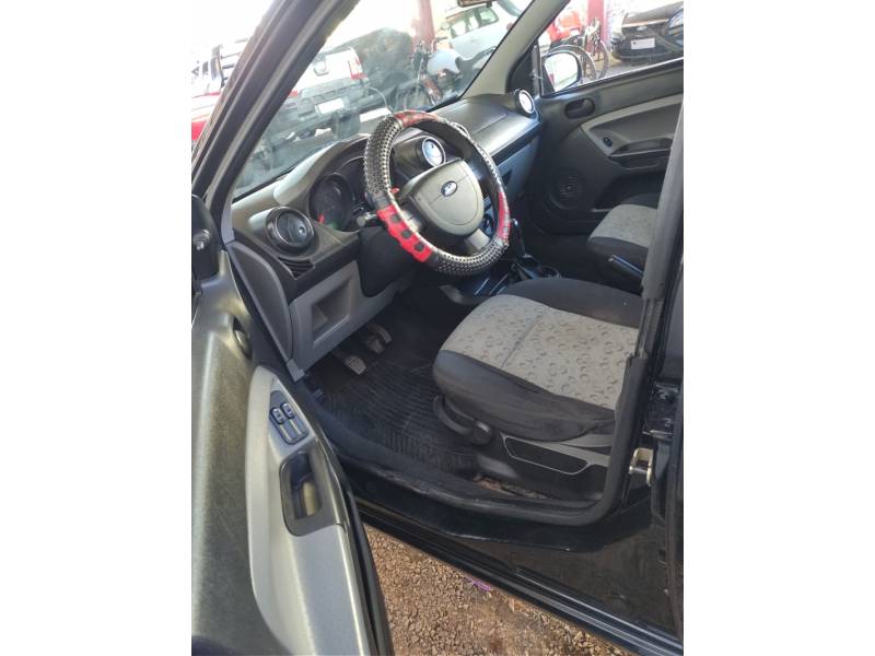 FORD - FIESTA - 2009/2010 - Preta - R$ 21.500,00
