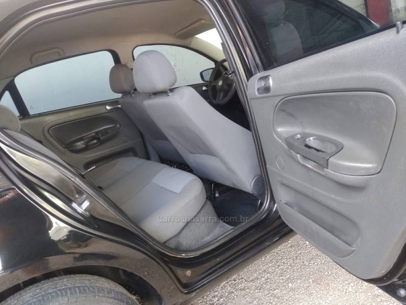 VOLKSWAGEN - GOL - 2010/2011 - Preta - R$ 27.900,00