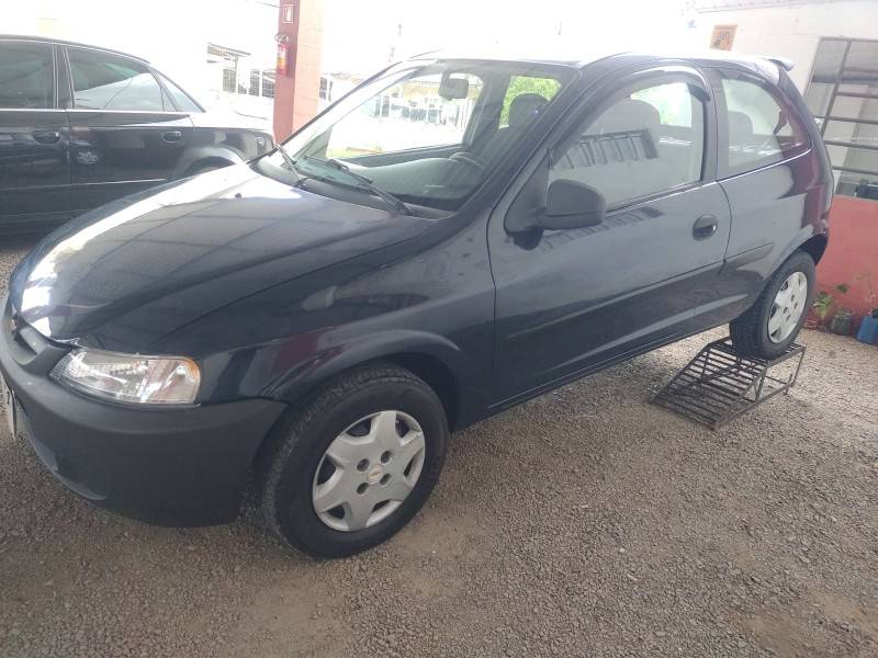 CHEVROLET - CELTA - 2005/2005 - Azul - R$ 13.500,00