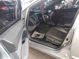 HONDA - CIVIC - 2007/2008 - Prata - R$ 45.900,00