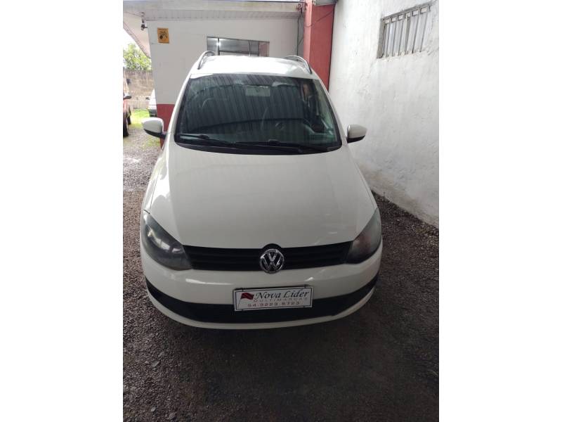 VOLKSWAGEN - SPACEFOX - 2013/2014 - Branca - R$ 39.900,00