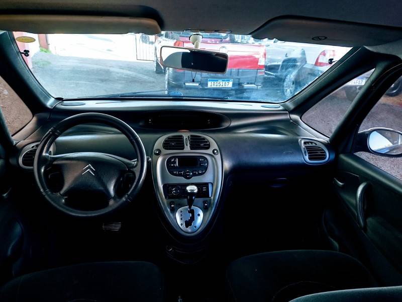 CITROËN - XSARA PICASSO - 2007/2008 - Preta - R$ 20.500,00