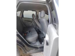 FORD - FIESTA - 2004/2005 - Preta - R$ 17.500,00