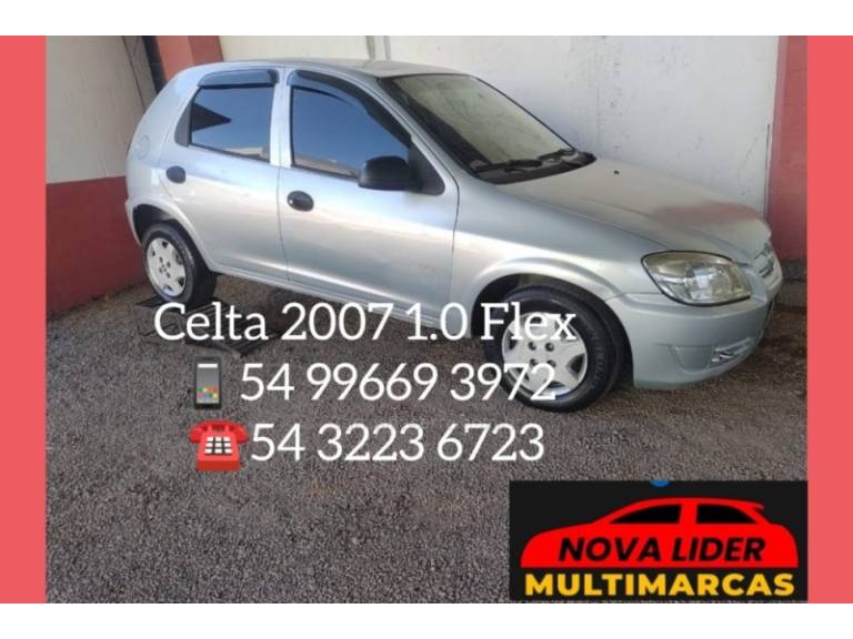 CHEVROLET - CELTA - 2007/2008 - Prata - R$ 21.900,00
