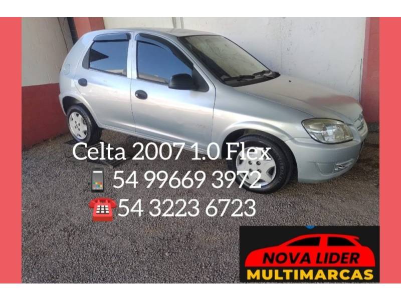 CHEVROLET - CELTA - 2007/2008 - Prata - R$ 21.900,00
