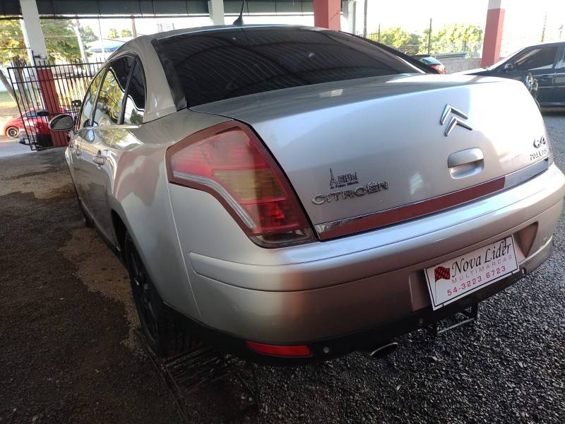 CITROËN - C4 - 2007/2008 - Prata - R$ 22.900,00