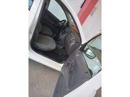 VOLKSWAGEN - GOL - 2010/2010 - Branca - R$ 24.900,00