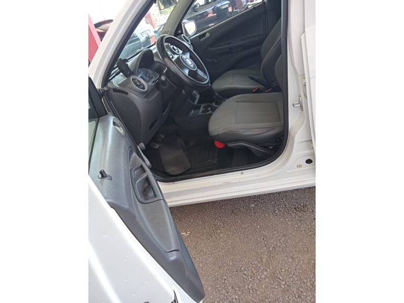 VOLKSWAGEN - GOL - 2010/2010 - Branca - R$ 24.900,00
