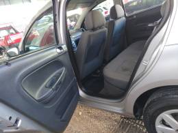 VOLKSWAGEN - VOYAGE - 2011/2012 - Prata - R$ 31.700,00