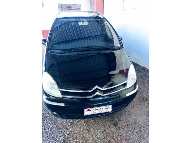 CITROËN - XSARA PICASSO - 2007/2008 - Preta - R$ 20.500,00