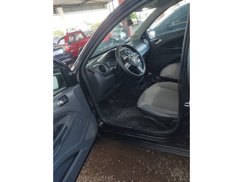 VOLKSWAGEN - VOYAGE - 2009/2010 - Preta - R$ 26.500,00