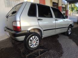 FIAT - UNO - 2005/2006 - Prata - R$ 17.900,00