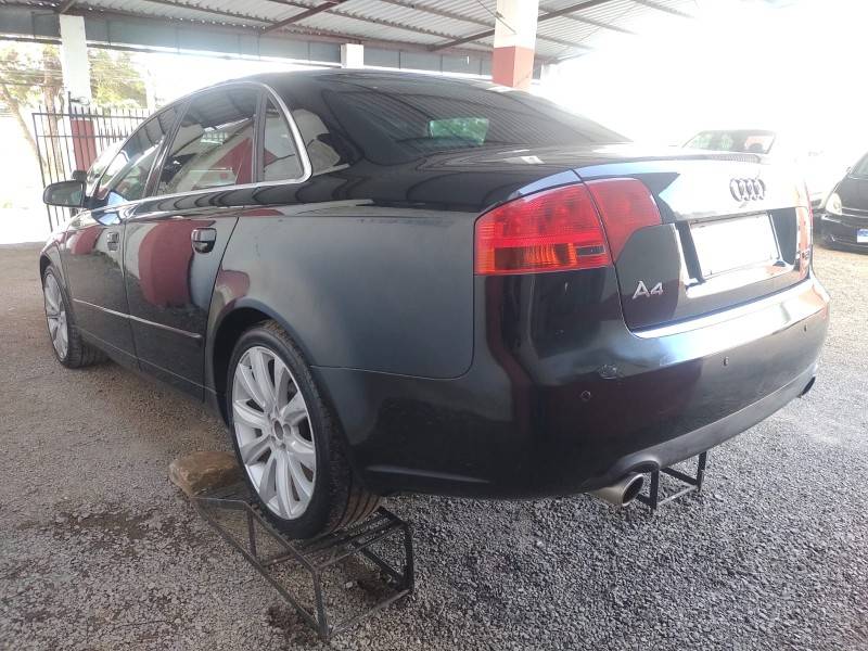 AUDI - A4 - 2006/2006 - Preta - R$ 33.900,00